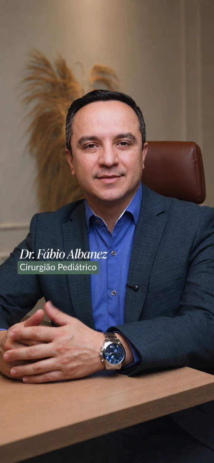 Dr. Fábio Albanez, cirurgião pediatra em Brasília